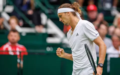 Alexander Zverev hat Deutschland gegen Kroatien in Führung gebracht. - Foto: Friso Gentsch/dpa