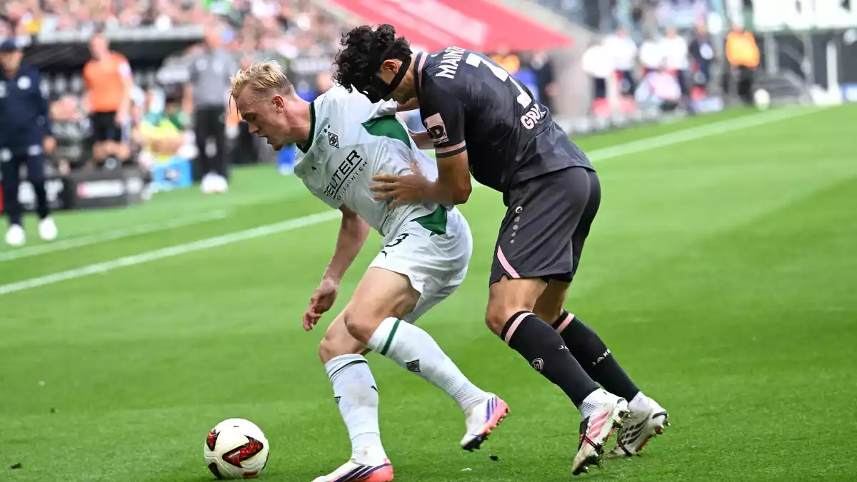 Gladbacher und Mainzer lieferten sich enge Duelle. - Bild: Federico Gambarini/dpa