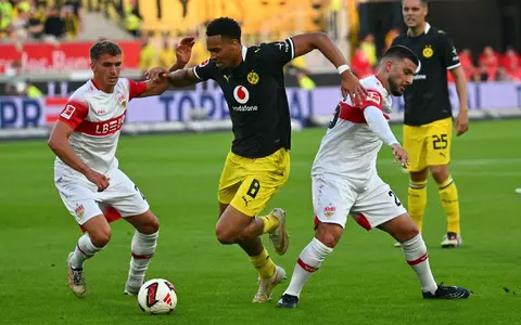 Dortmund und Stuttgart boten ein hart umkämpftes, aber wenig hochklassiges Topspiel. - Foto: Jan-Philipp Strobel/dpa