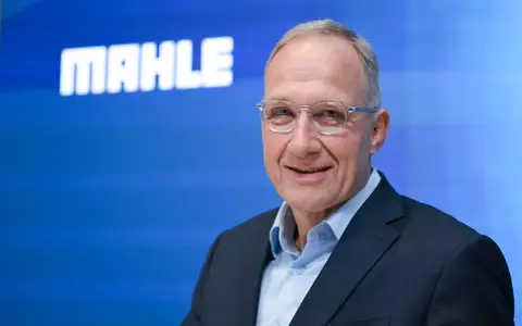 Mahle-Chef Arnd Franz: «Ohne Lastkraftwagen geht nichts.» (Archivbild) - Foto: Bernd Weißbrod/dpa