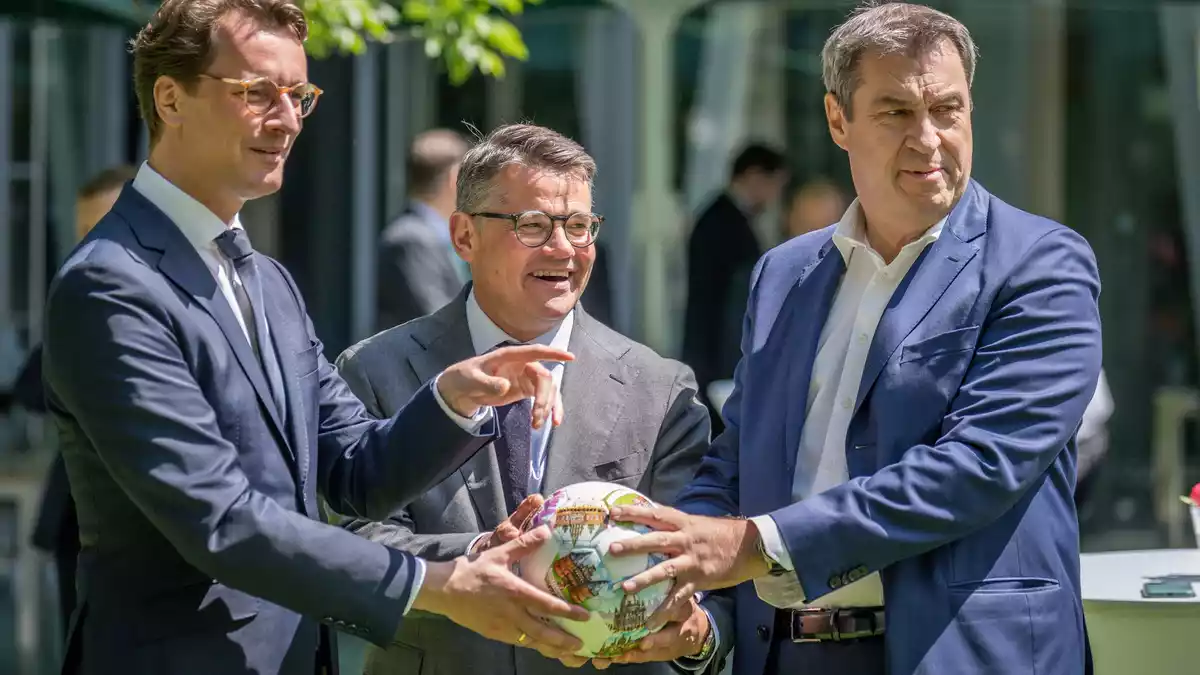Hendrik Wüst, Boris Rhein und Markus Söder: Diese drei Ministerpräsidenten werden für die Nachfolge von Merz gehandelt. (Archivbild) - Bild: Michael Kappeler/dpa