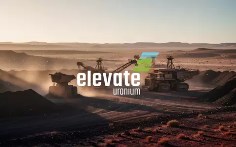 Abstrakte Darstellung einer industriellen Bergbaustätte in einer weiten Wüstenlandschaft bei Sonnenuntergang. - Foto: über boerse-global.de
