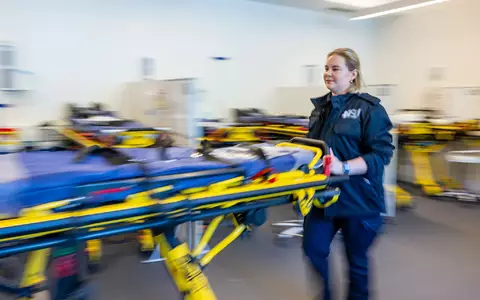 Einige Jugendliche klagten über leichten Schwindel und Kreislaufprobleme. - Foto: Lennart Preiss/dpa