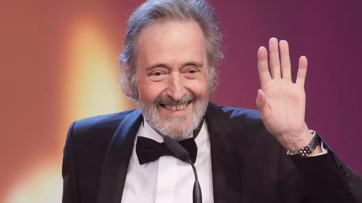 In der Gesellschaftssatire «Kir Royal» beschrieb Helmut Dietl auf geniale Weise die Münchner Schickeria. 2015 verstarb der Regisseur. (Archivbild) - Bild: picture alliance / dpa