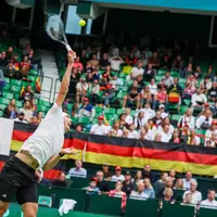 Alexander Zverev hat das deutsche Davis-Cup-Team zur Endrunde geführt. - Foto: Christoph Reichwein/dpa