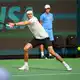 Eine Woche nach dem Triumph bei den US Open zeigte Alexander Zverev zwei starke Leistungen. - Bild: Christoph Reichwein/dpa