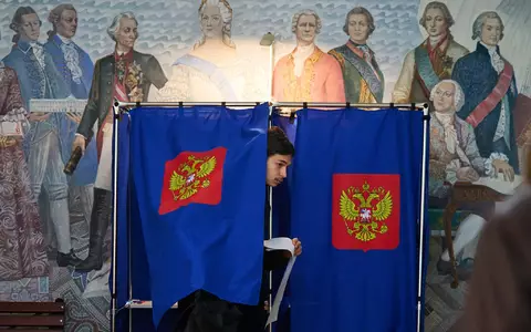 Es war die erste Abstimmung in Russland seit Beginn von Putins Krieg gegen die Ukraine im Februar 2022.  - Foto: Dmitri Lovetsky/AP/dpa