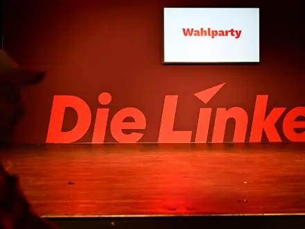 Ein bekanntes Clan-Mitglied war am Abend auf einer Wahlparty der Linken. (Symbolbild) - Foto: Sebastian Gollnow/dpa