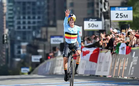 Remco Evenepoel ist im Zeitfahren nicht zu schlagen. - Foto: Christinne Muschi/The Canadian Press/AP/dpa