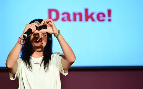 Hat die Linke zum Sieg in Berlin geführt: Elif Eralp. - Foto: Sebastian Gollnow/dpa