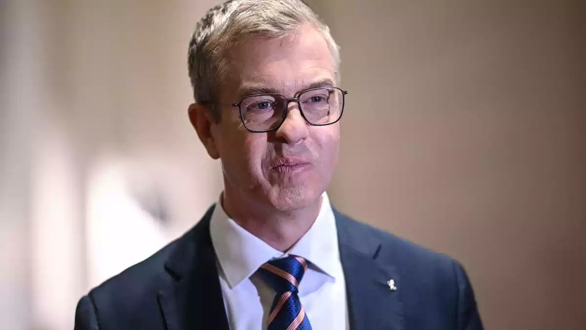 Auch CDU-Spitzenkandidat Stefan Evers verpasste das Direktmandat in seinem Wahlkreis.  - Bild: Britta Pedersen/dpa