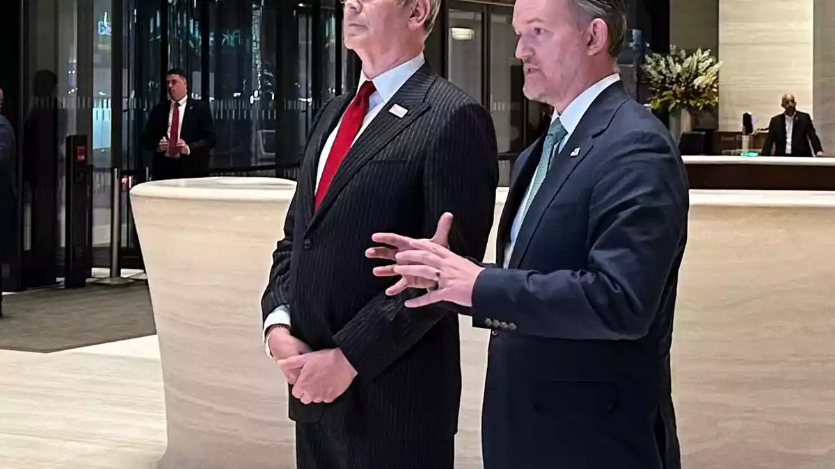 Die Gespräche fanden in der New Yorker Zentrale der Großbank JPMorgan Chase statt. - Bild: Uncredited/AP/dpa