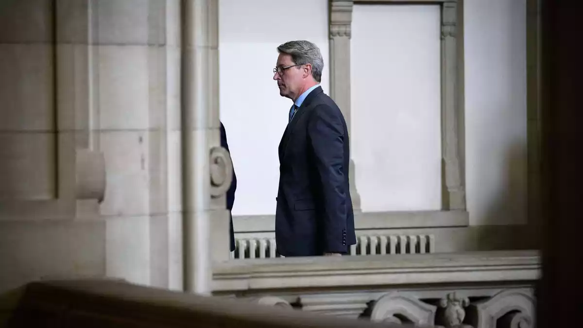 Vor dem Landgericht Berlin hat der Prozess gegen den ehemaligen Bundesverkehrsminister Andreas Scheuer begonnen. - Bild: Bernd von Jutrczenka/dpa