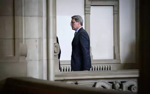 Vor dem Landgericht Berlin hat der Prozess gegen den ehemaligen Bundesverkehrsminister Andreas Scheuer begonnen. - Foto: Bernd von Jutrczenka/dpa