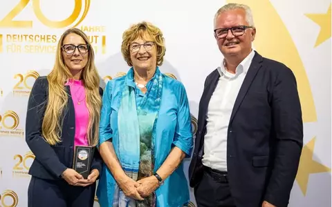 GWW erhielt als einziges Kommunales Wohnungsunternehmen Deutschlands 2026 den Deutschen Award für Nachhaltigkeitsprojekte- für ihr Sonnenhaus - Foto: presseportal.de