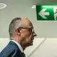Der Kanzler steht schon seit Wochen unter Druck - und die Wahlergebnisse in Berlin und Mecklenburg-Vorpommern machen die Lage nicht einfacher. - Bild: Michael Kappeler/dpa