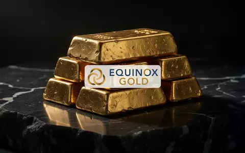 Goldbarren auf einer dunklen, reflektierenden Oberfläche in einer professionellen Finanz-Umgebung. - Foto: über boerse-global.de