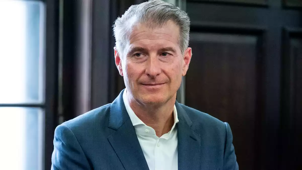 Blocks Ex-Mann Stephan Hensel ist Nebenkläger. - Bild: Daniel Bockwoldt/dpa Pool/dpa