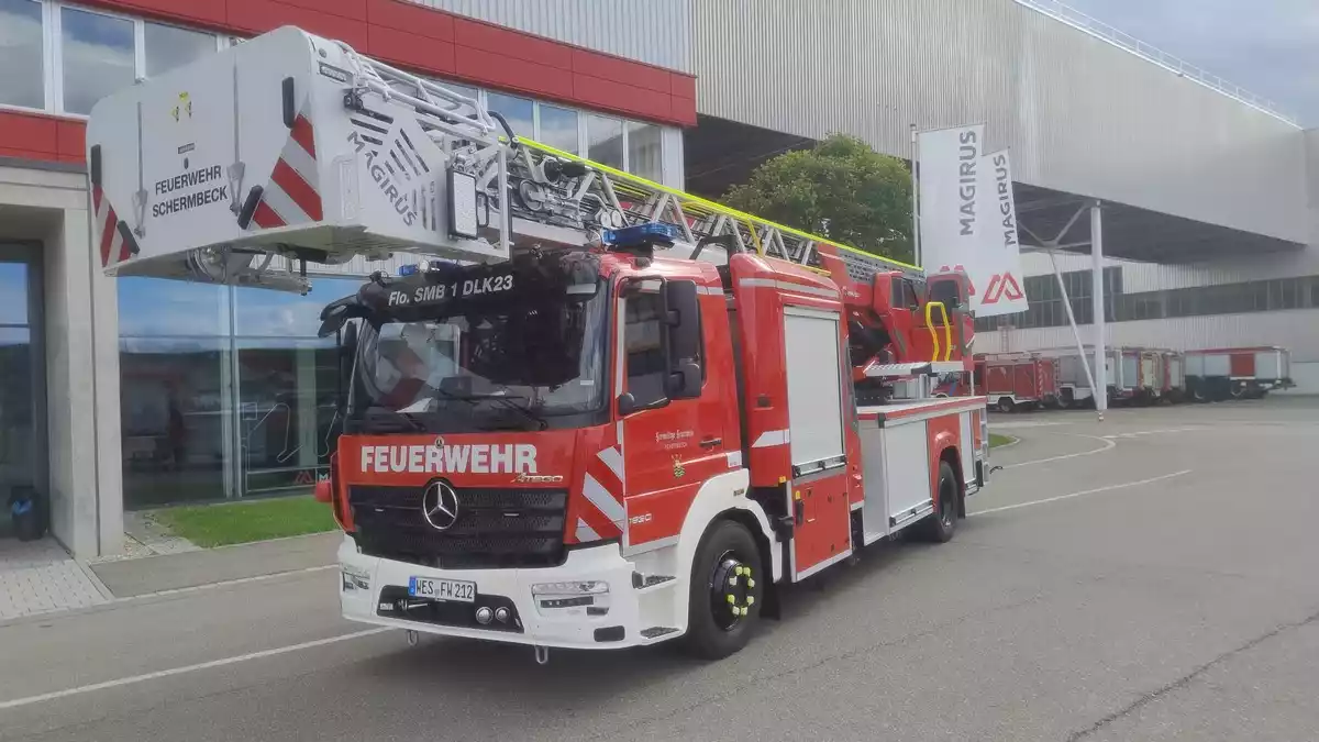FW-Schermbeck: Neue Drehleiter für die Feuerwehr Schermbeck - Bild: presseportal.de