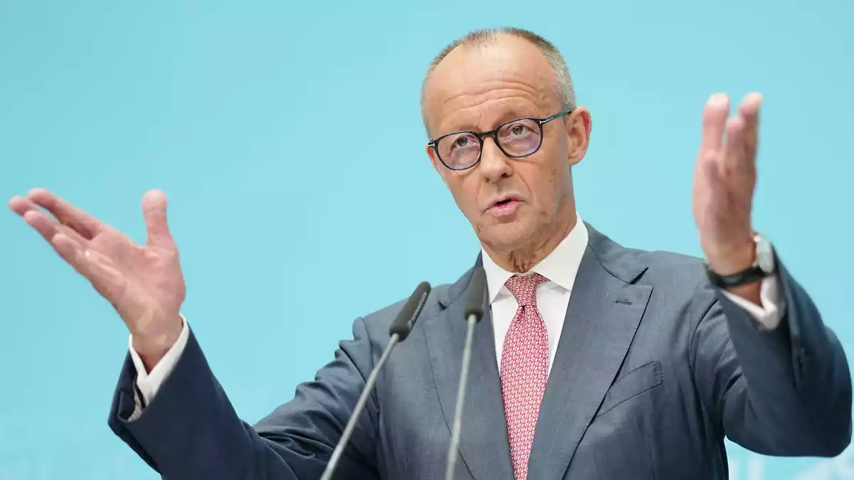 Kanzler und CDU-Chef Merz bekennt sich zur Fortsetzung der schwarz-roten Koalition - Bild: Kay Nietfeld/dpa