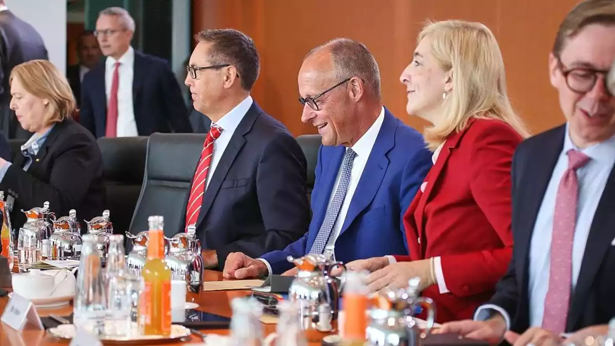 BDA und BDI mahnen Bundesregierung zu Reformen