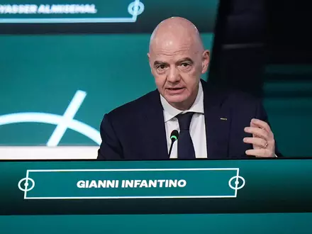FIFA-Chef Infantino lenkt im großen Machtkampf beim Fußball-Weltverband ein.  - Foto: Darryl Dyck/The Canadian Press/AP/dpa