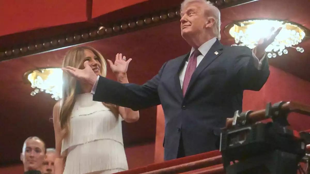 Kritische Berichte mag Trump nicht - Huldigungen sind ihm lieber. (Archivbild) - Bild: Rod Lamkey/AP/dpa