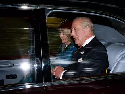 Glaubt man seinem früheren Schwager, wartete König Charles III. schon seit langer Zeit ungeduldig auf den Thron. (Archivbild) - Foto: Aaron Chown/PA Wire/dpa