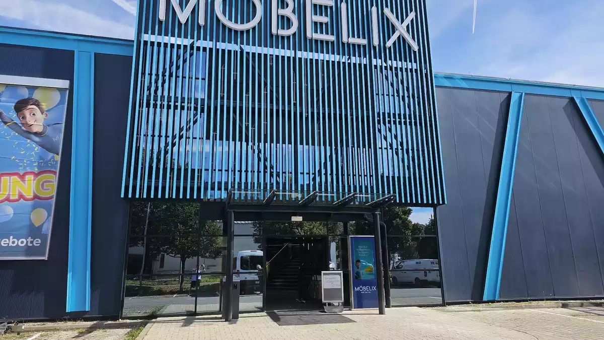 Möbelix in Graz-Andritz feiert Neueröffnung nach Totalumbau