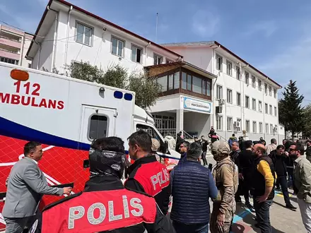 Im April schoss ein Jugendlicher an seiner Schule um sich (Archivbild) - Foto: IHA/IHA via AP/dpa