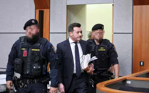 Der Investor René Benko steht erneut in Innsbruck vor Gericht. - Foto: Expa/Johann Groder/APA/dpa