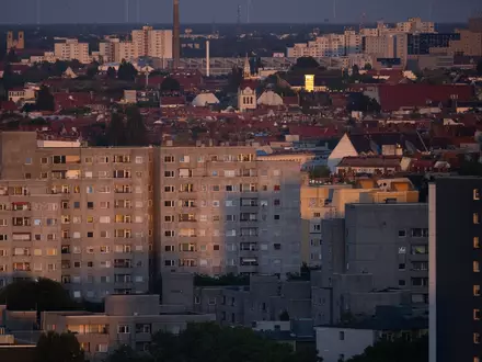 In Berlin ist die Debatte um die Vergesellschaftung großer Wohnungsbestände in vollem Gange. (Archivbild) - Foto: Sebastian Gollnow/dpa