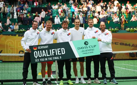 Das deutsche Davis-Cup-Team trifft im Viertelfinale auf GroĂźbritannien. - Foto: Christoph Reichwein/dpa