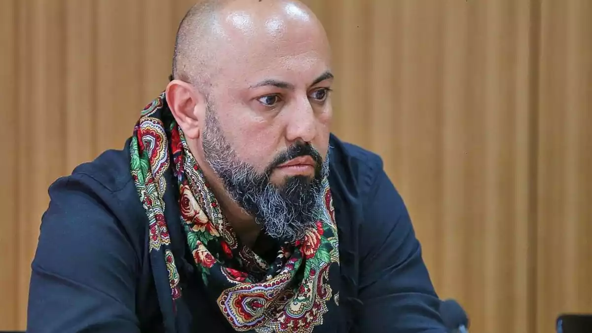 Bundestagsabgeordneter Kocak lässt Funktionen ruhen