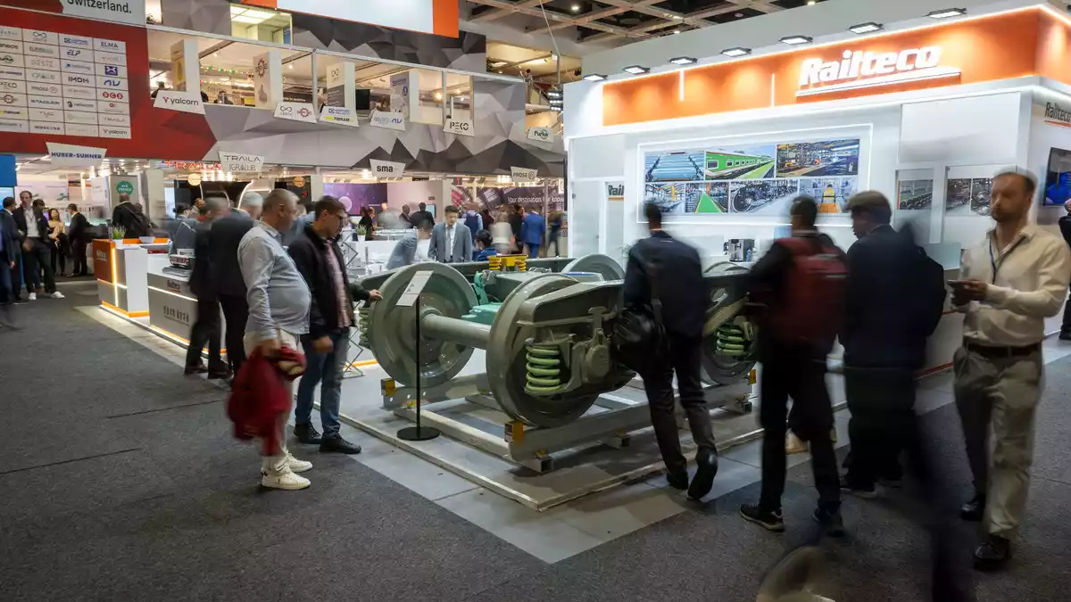 Auf der Mobilitätsmesse Innotrans geht es um technische Innovationen für den Schienenverkehr. - Bild: Christophe Gateau/dpa