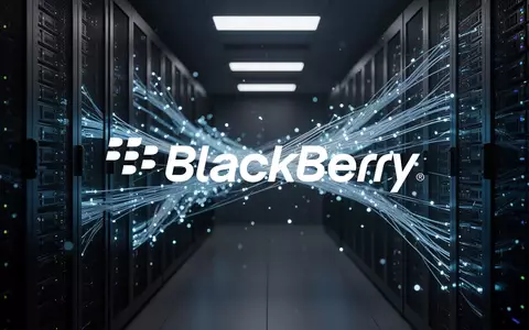 Abstrakte Darstellung einer modernen Serverlandschaft mit leuchtenden Glasfaserkabeln als Symbol für IT-Infrastruktur. - Foto: über boerse-global.de