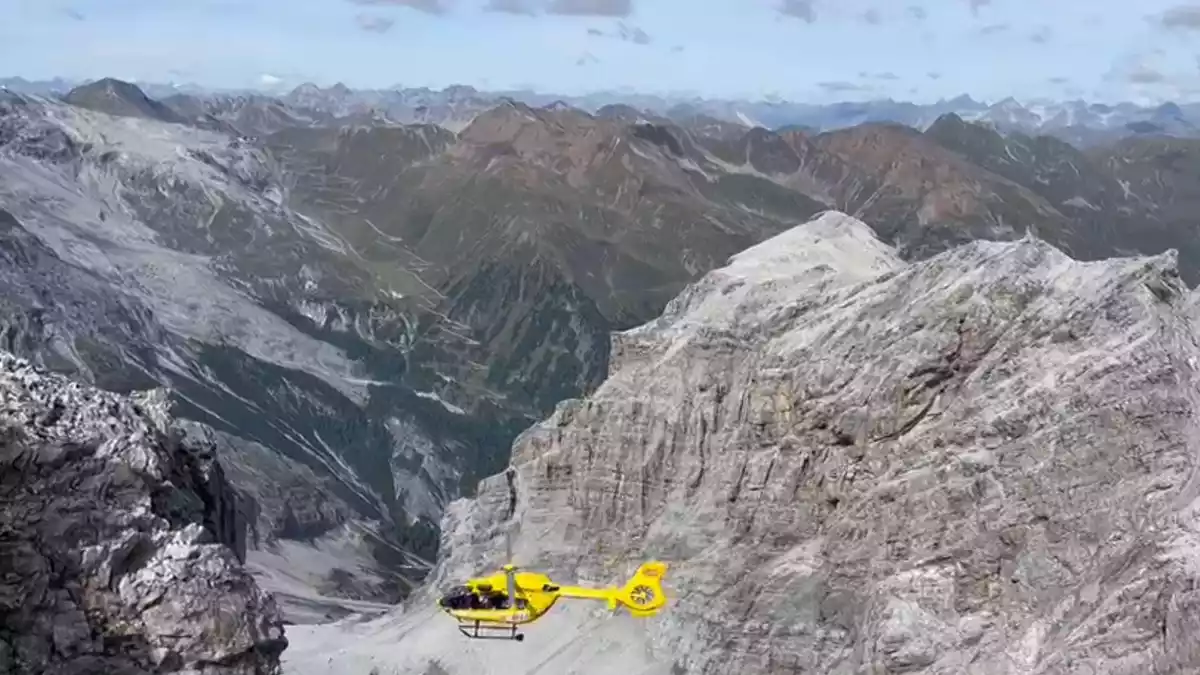Beim Wandern in Südtirol kam ein 57 Jahre alter deutscher Urlauber ums Leben. (Archivbild) - Bild: -/Bergrettung Italien/dpa
