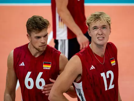 Die deutschen Volleyballer unterlagen dem großen Favoriten. (Archivbild) - Foto: Julius Frick/dpa