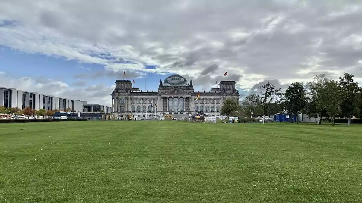 Bundestag führt eigenen KI-Chatbot ein