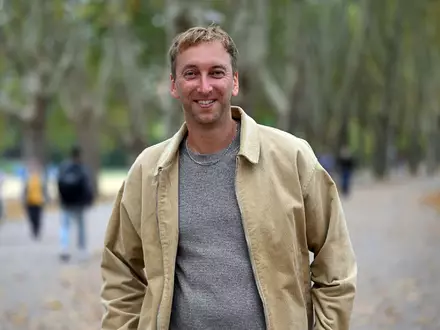 Torge Oelrich erreicht mit seinen YouTube-Sketchen heute rund vier Millionen Follower. - Foto: Federico Gambarini/dpa