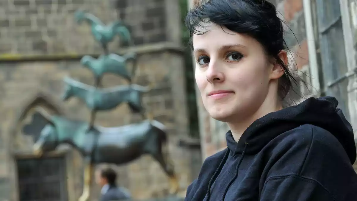 Auch Harry-Potter-Parodistin Kathrin Fricke (alias Coldmirror) gehört zur ersten Generation der deutschen YouTuber. (Archivbild) - Bild: picture alliance / dpa