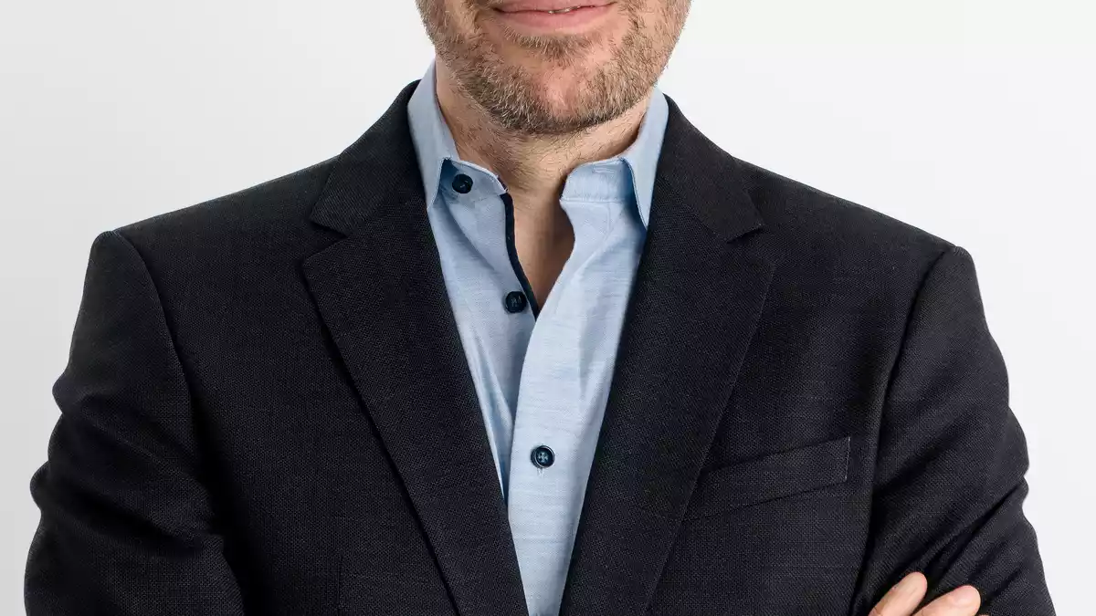 Vom Chatbot zum Mitarbeiter: searchit bringt Agentic AI in Unternehmen