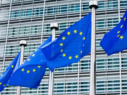 Wer ausgewählt wird, kann ab dem 1. März 2027 bis zu 30 Tage lang Europa erkunden. (Symbolbild) - Foto: Alicia Windzio/dpa