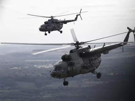 Ein russischer Militärhubschrauber vom Typ Mi-8 hat nach polnischen Angaben den Luftraum über dem Nato-Land verletzt. (Archivbild) - Foto: picture alliance / dpa