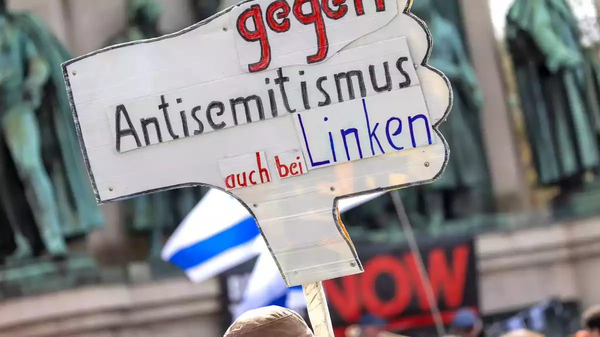 Die Partei die Linke sieht sich heftigen Antisemitismus-Vorwürfen ausgesetzt. (Archivbild) - Bild: Thomas Banneyer/dpa