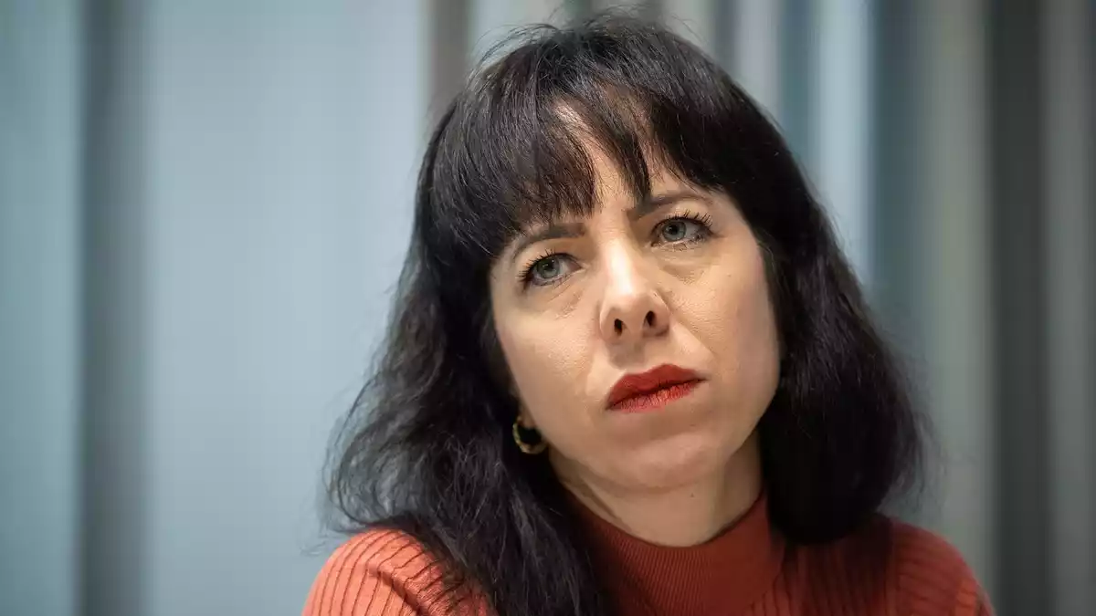 Die Berliner Linken-Spitzenkandidatin Elif Eralp muss sich mit Vorwürfen gegen ihre Partei auseinandersetzen. (Archivbild) - Bild: Sebastian Christoph Gollnow/dpa