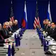Am Rande der Generalversammlung kam Rubio auch mit seinem russischen Amtskollegen Lawrow zusammen. - Bild: Yuki Iwamura/AP/dpa