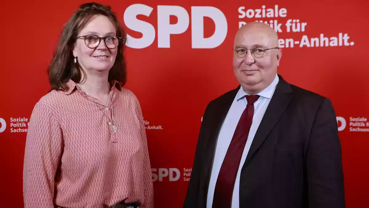 Die SPD-Landeschefs Juliane Kleemann und Andreas Schmidt laden zu Gesprächen ein. (Archivbild) - Bild: Matthias Bein/dpa