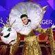 Prince Damien performte den Song «I Have Nothing» von Whitney Houston.  - Bild: Willi Weber/Joyn/dpa