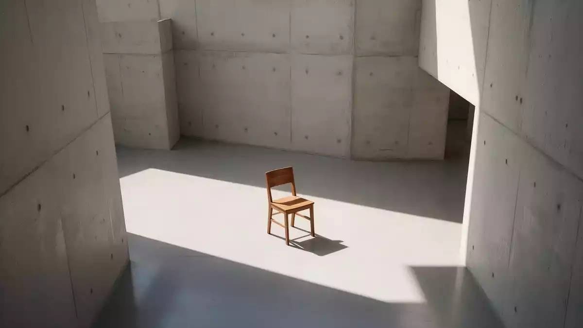 Minimalismus in Mode und Beauty: klare Formen, natürliche Akzente